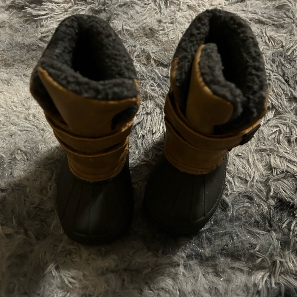 Joe Fresh Snow Boots - Size 6